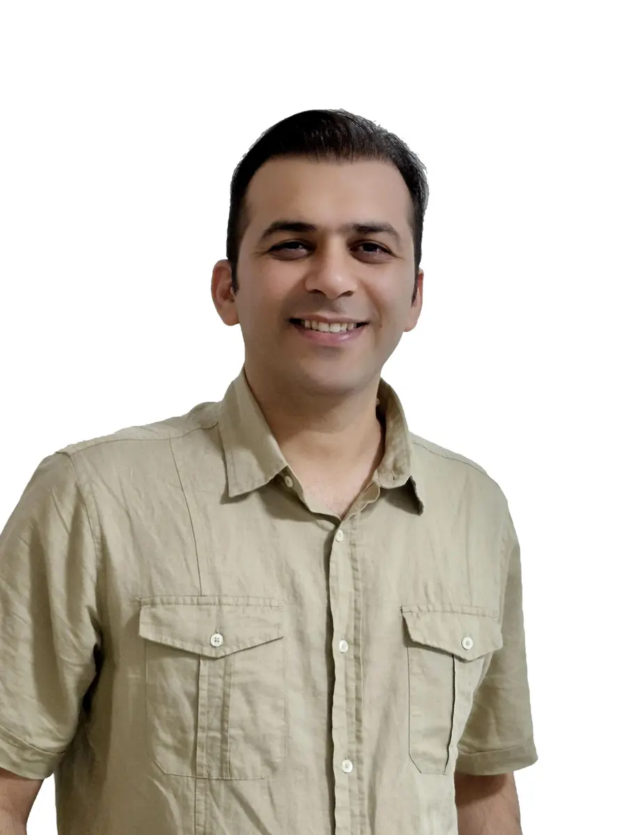 Portrait of Mehran Rostamnia